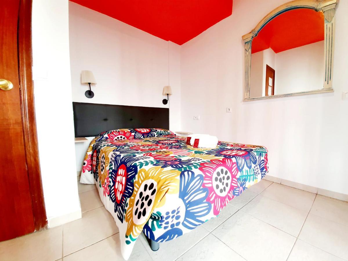 Hostel Arc House Ribera Only Adults Kordoba Zewnętrze zdjęcie