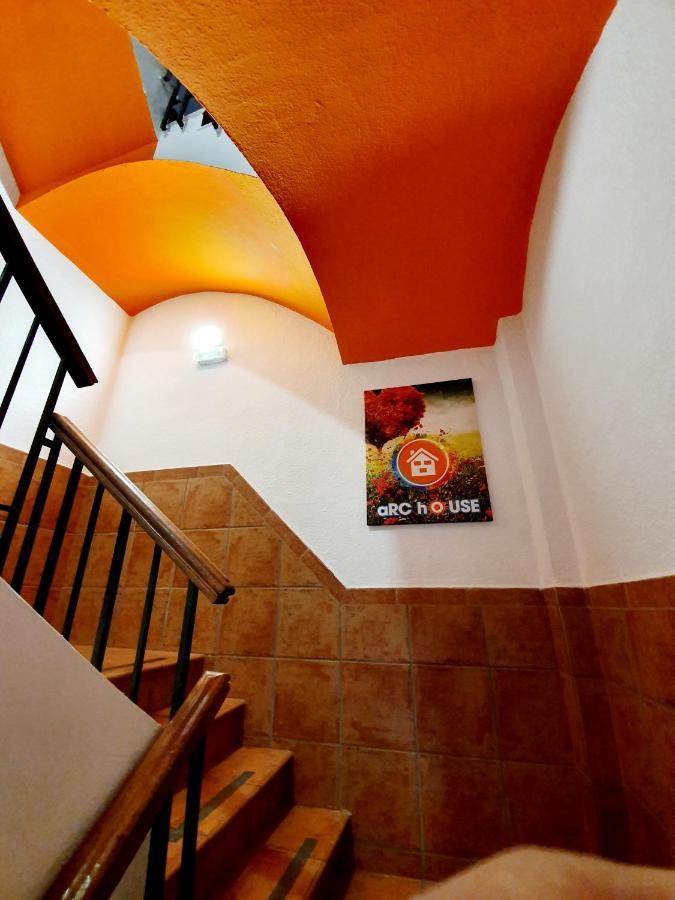 Hostel Arc House Ribera Only Adults Kordoba Zewnętrze zdjęcie