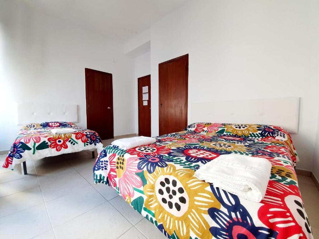 Hostel Arc House Ribera Only Adults Kordoba Zewnętrze zdjęcie